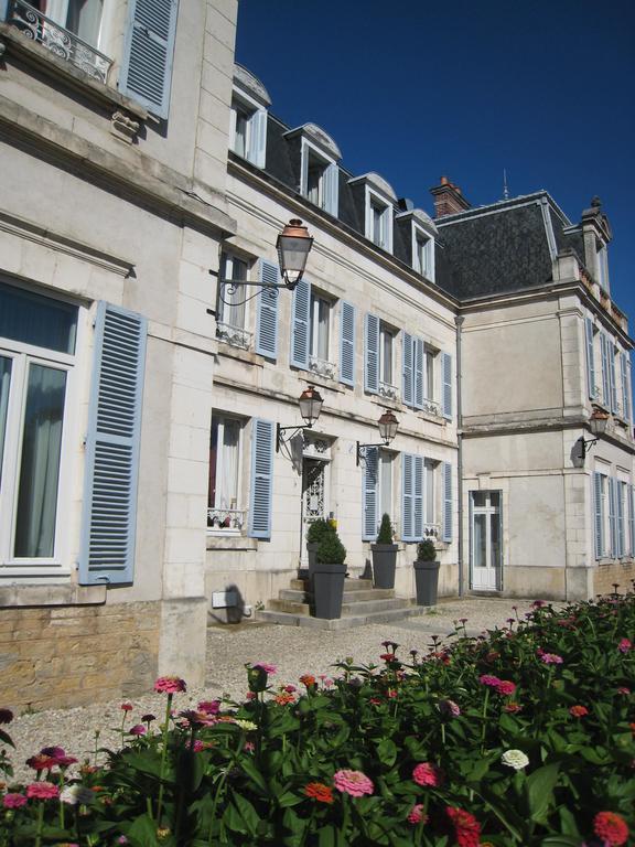 Hotel Les Marechaux Auxerre Buitenkant foto